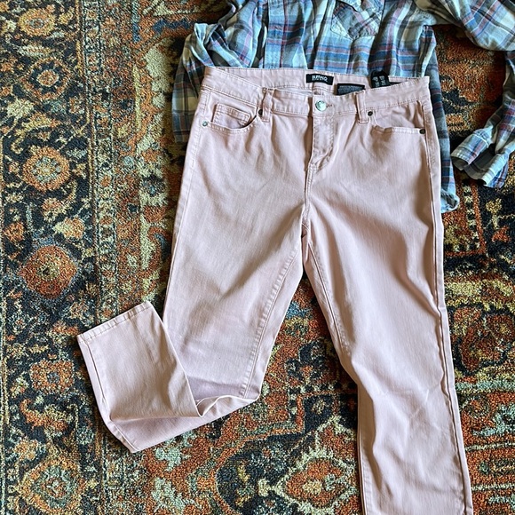 Buffalo David Bitton Aubrey pants - Picture 4 of 4